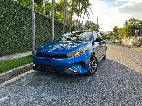 KIA FORTE 2022 GT LINE CLEAN CARFAX