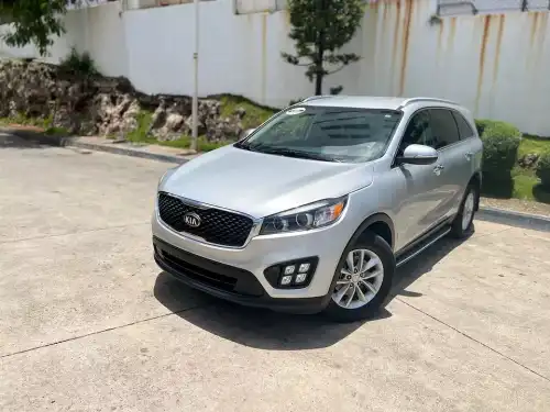 KIA SORENTO 2016 AMERICANA 3 FILAS DE ASIENTOS EN PIEL EN PERFECTO ESTADO