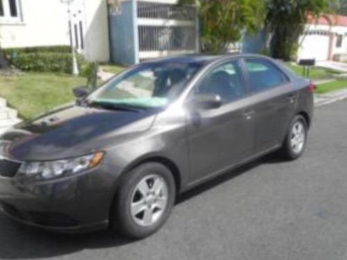 KIA FORTE 2012 CON 8,500 MILLAS