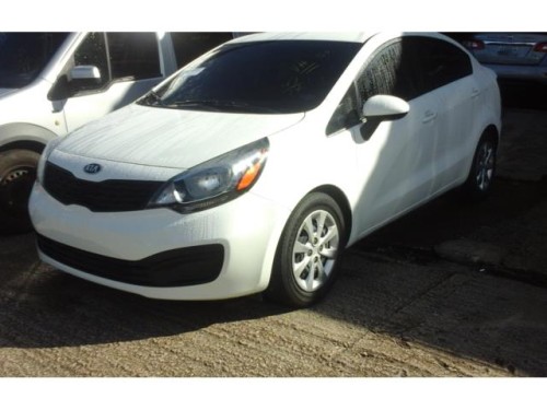 KIA RIO 2014 SOLO $279.00 MENSUAL. NITIDO