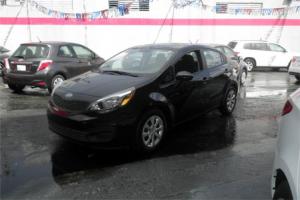 KIA RIO LX NEGRO 2013