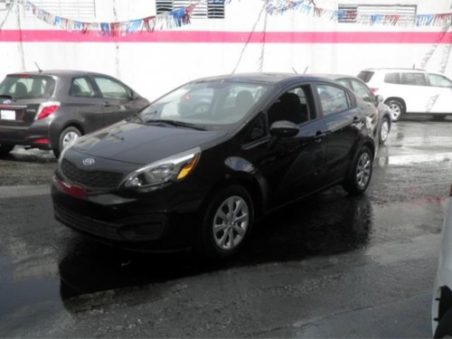 KIA RIO LX NEGRO 2013