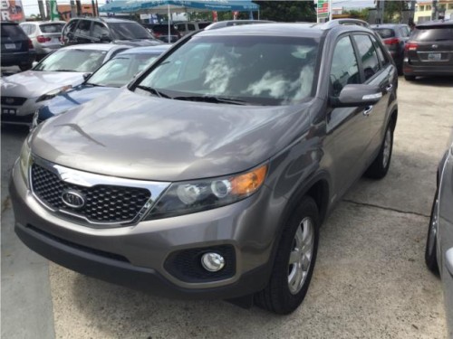 KIA SORENTO 3 FILAS 2011