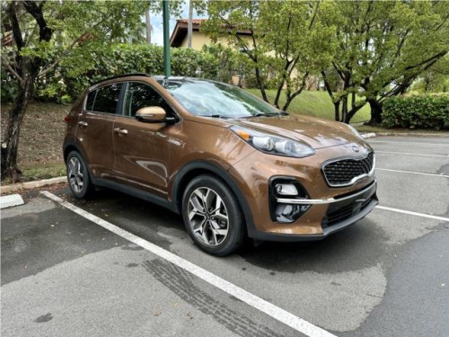 KIA Sportage EX 2021