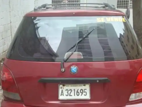 Kia Carens  2002