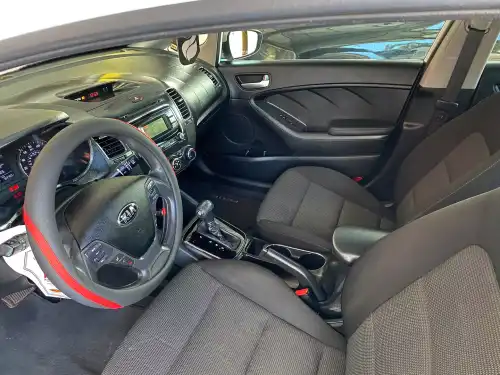 Kia Forte 2017 Clean CarFax Americano