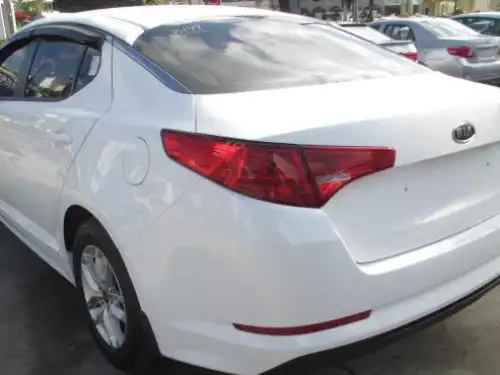 Kia K-5  2011