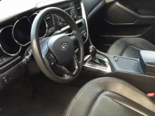 Kia K-5  2011