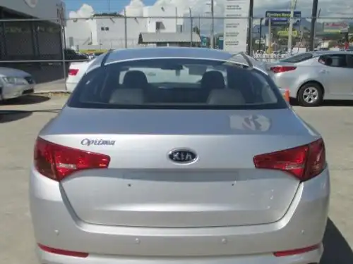 Kia K-5  2011