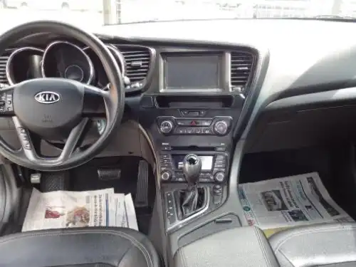 Kia K-5  2011