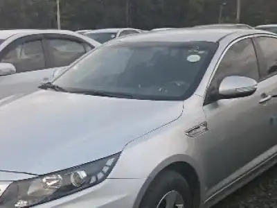 Kia K-5  2011