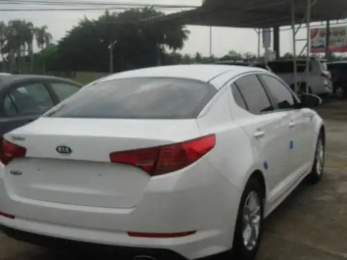 Kia K-5  2011