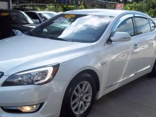 Kia K-7  2010
