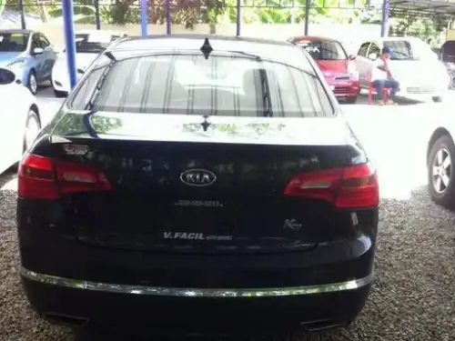 Kia K-7  2011
