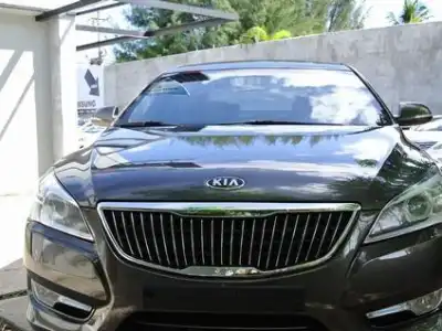 Kia K-7  2011