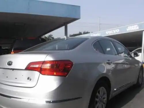 Kia K-7  2011