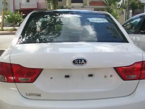 Kia Lotze  2009