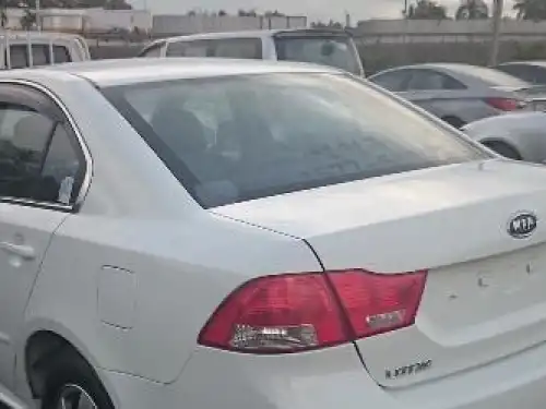 Kia Lotze  2009