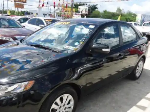 Kia Lotze  2010