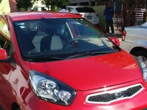 Kia Picanto L X 2013