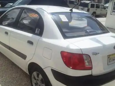 Kia Rio  2007