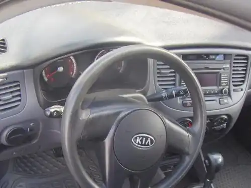 Kia Rio  2010