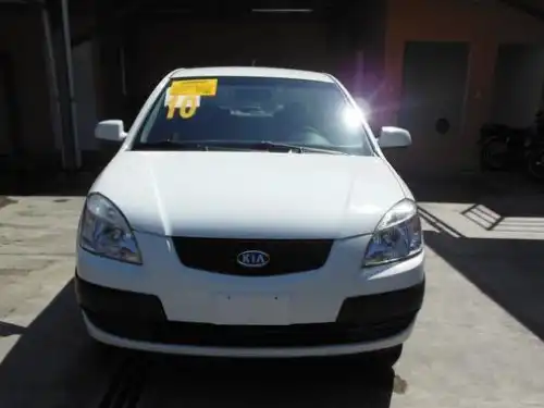 Kia Rio L S 2010