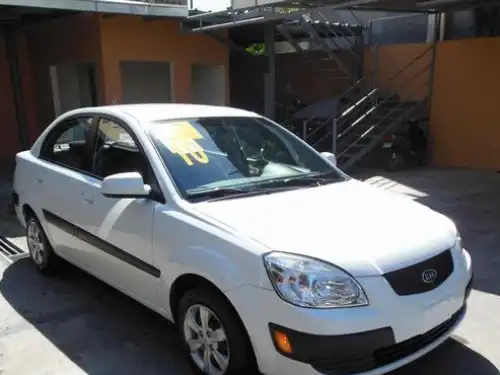 Kia Rio L S 2010