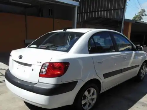 Kia Rio L S 2010