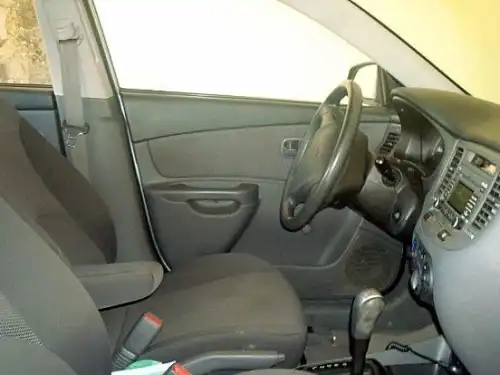 Kia Rio LS 2009
