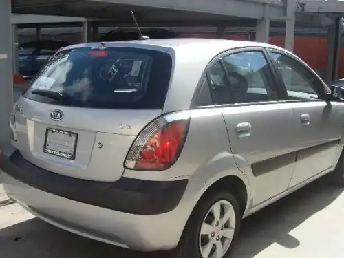 Kia Rio LS 2009