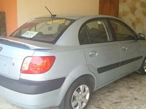 Kia Rio LS 2009