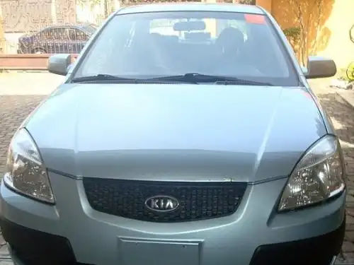 Kia Rio LS 2009