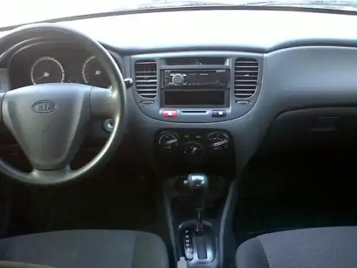 Kia Rio LS 2011