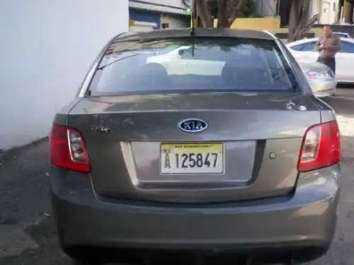 Kia Rio LS 2011