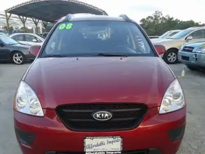 Kia Rondo  2008