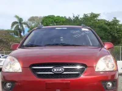 Kia Rondo  2008