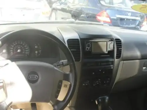 Kia Sorento  2005