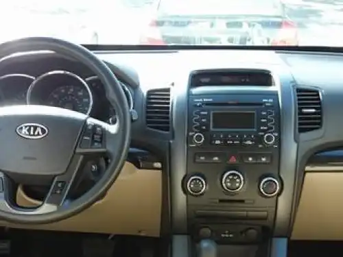 Kia Sorento  2011