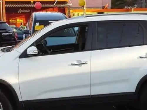 Kia Sorento  2013
