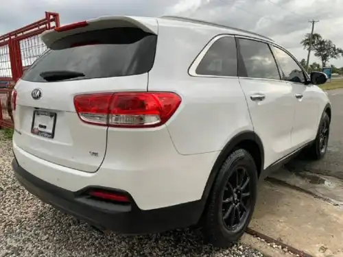 Kia Sorento 2016 3 Filas LA MAS NUEVA 