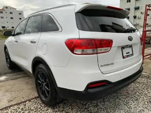 Kia Sorento 2016 3 Filas LA MAS NUEVA 