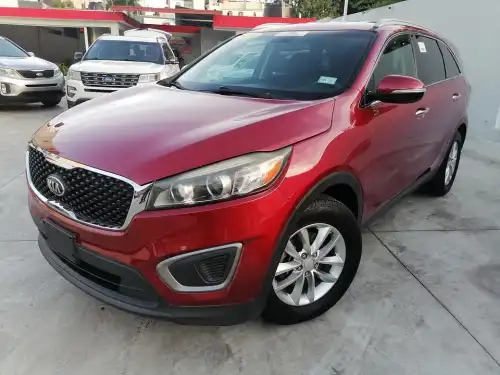 Kia Sorento 2016 3 filas ,clean carfax