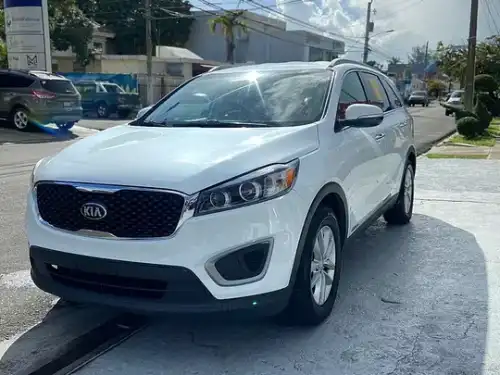 Kia Sorento 2016, 3 filas