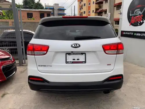 Kia Sorento 2016 LX 