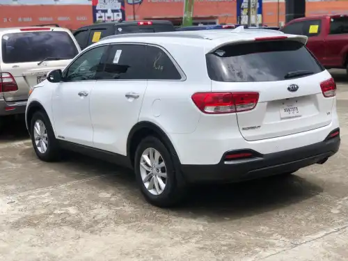 Kia Sorento 2016 LX