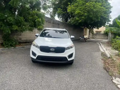 Kia Sorento 2016, RD $1,100.00, 98,207 km. 