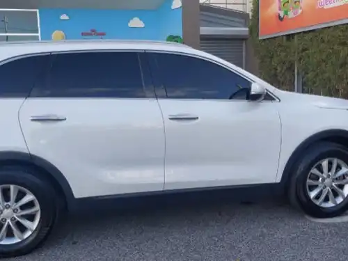 Kia Sorento 2016. RD$1,100,000. Ligeramente negociable