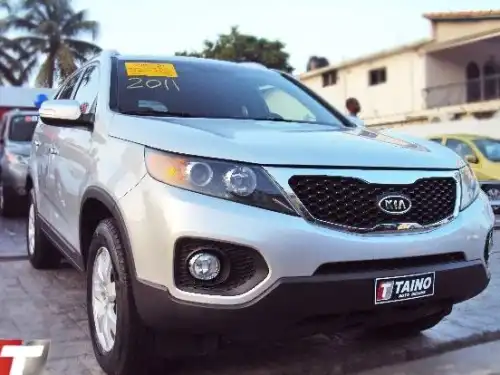 Kia Sorento LX 2011