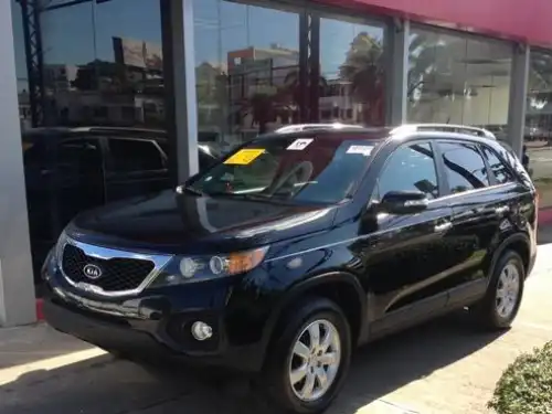 Kia Sorento LX 2011